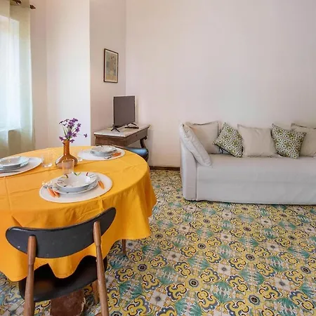 Apartament Bianca With Shared Pool *