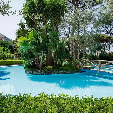 Apartament Bianca With Shared Pool *